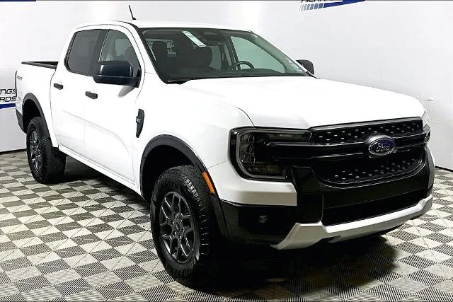 Certified Used 2024 Oxford White Ford XLT image 29
