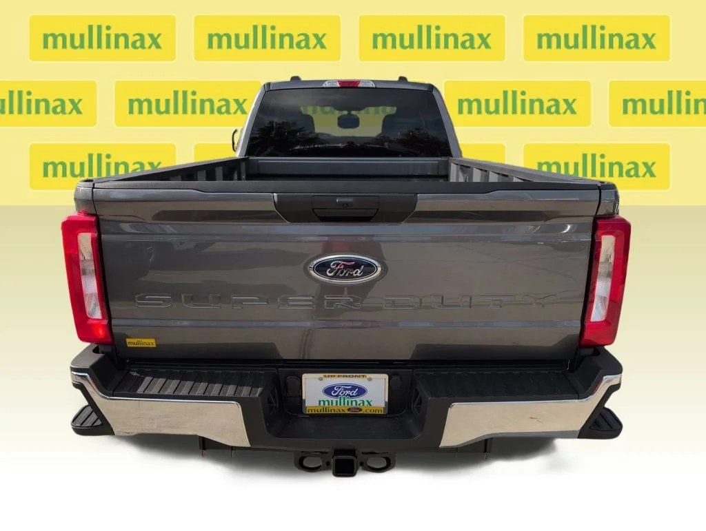 New 2026 Gray Ford XLT image 23