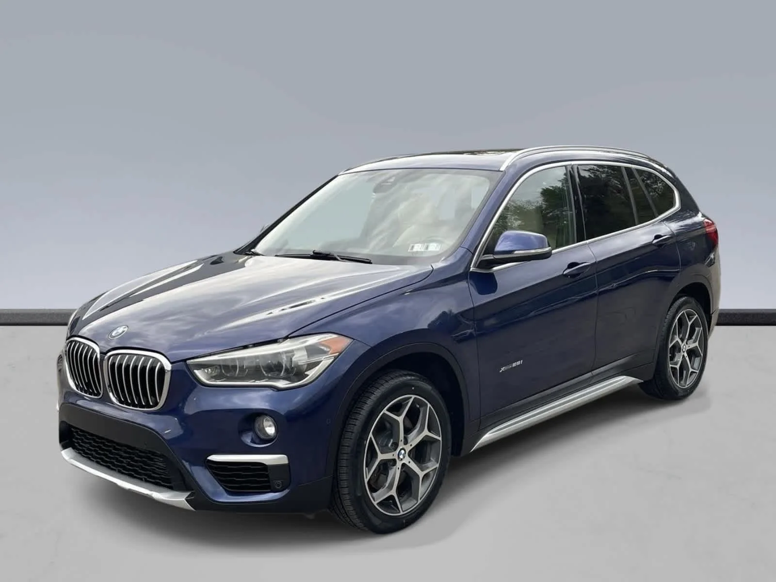 2017 BMW X1 xDrive28i's photo