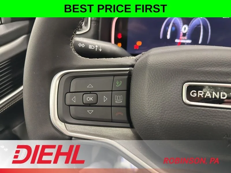 New 2026 Bright White Clear-Coat Exterior Paint Jeep Limited Altitude image 31