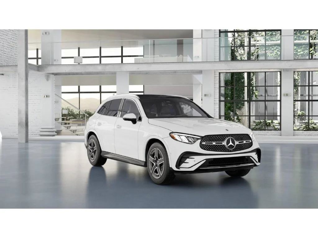 New 2027 White Mercedes-Benz GLC 300 image 40