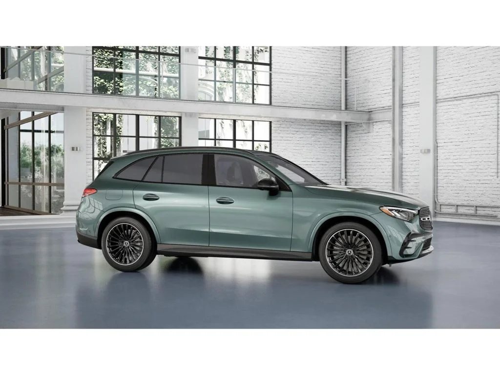 New 2027 Silver Mercedes-Benz GLC 300 image 14