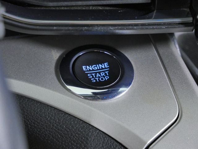 Used 2022 Silver Ford XLT image 27