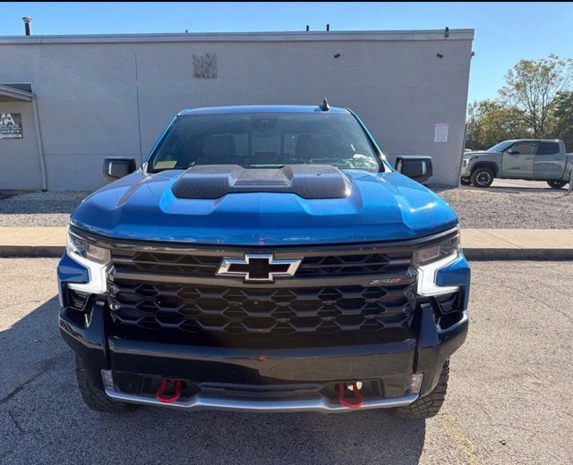 Used 2023 Glacier Blue Metallic Chevrolet ZR2 image 2