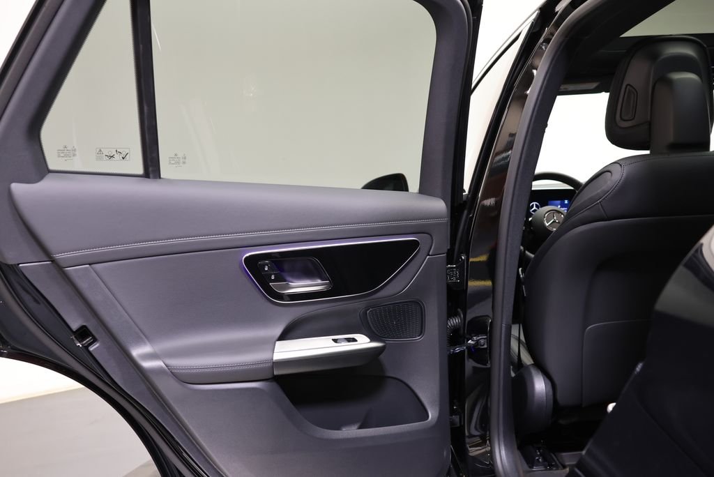 Certified Used 2026 Black Mercedes-Benz GLC 300 image 39