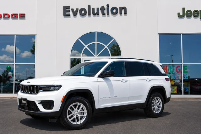 2026 Jeep Grand Cherokee Laredo X