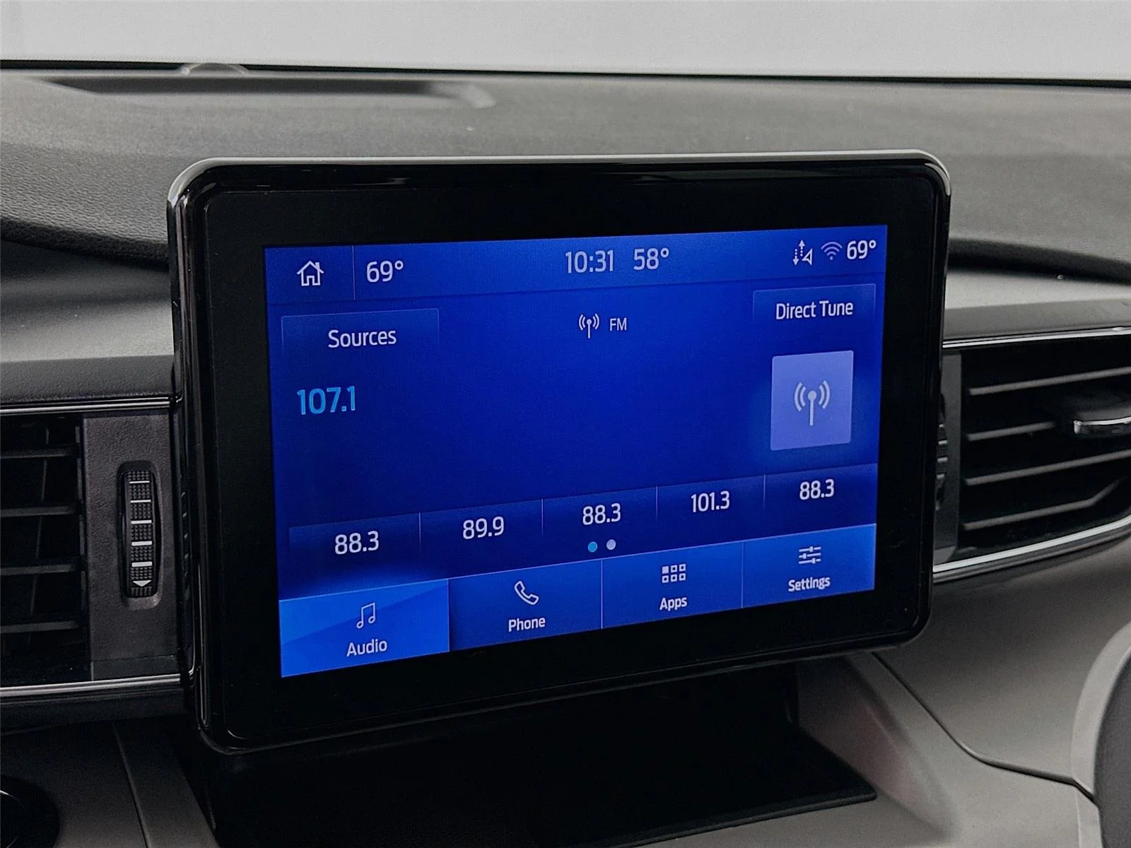 Used 2024  Ford XLT image 7