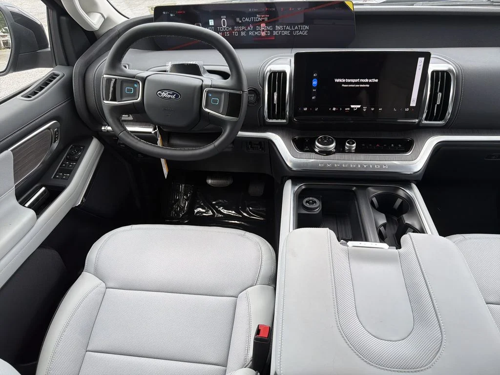 New 2026 Gray Ford Platinum image 22