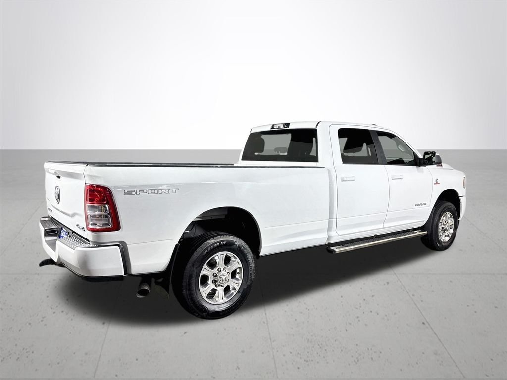 Used 2022 White Ram Big Horn image 6