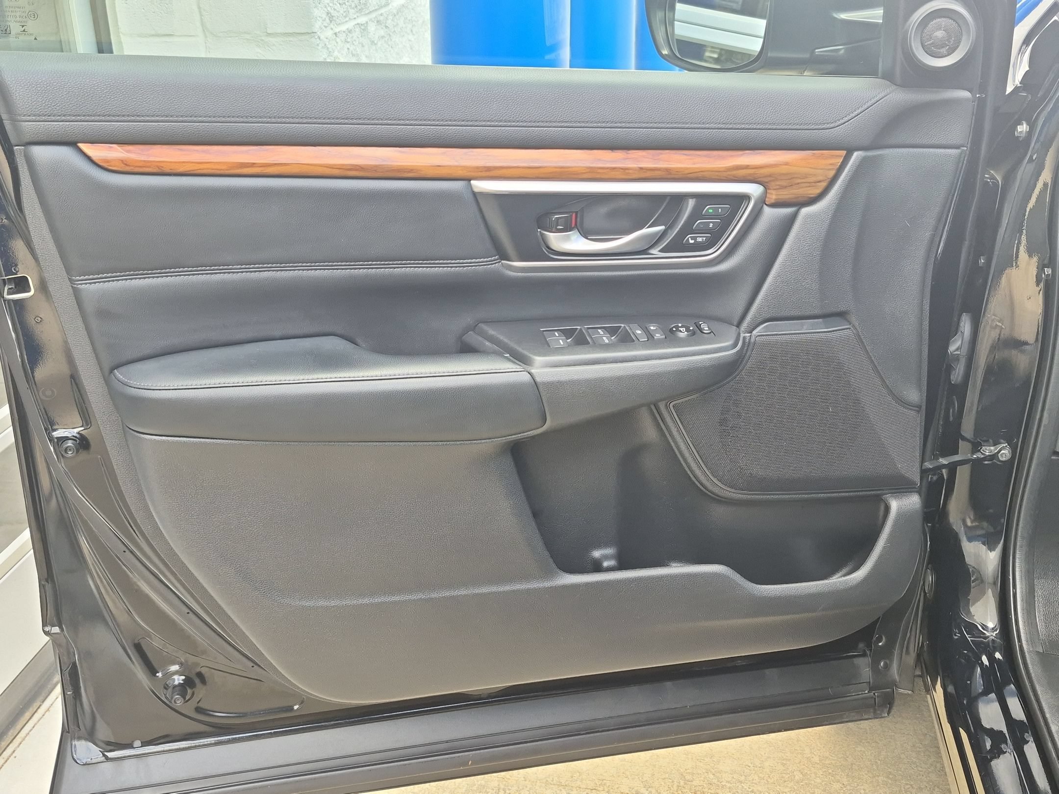 Used 2020 Crystal Black Pearl Honda EX-L AWD image 12