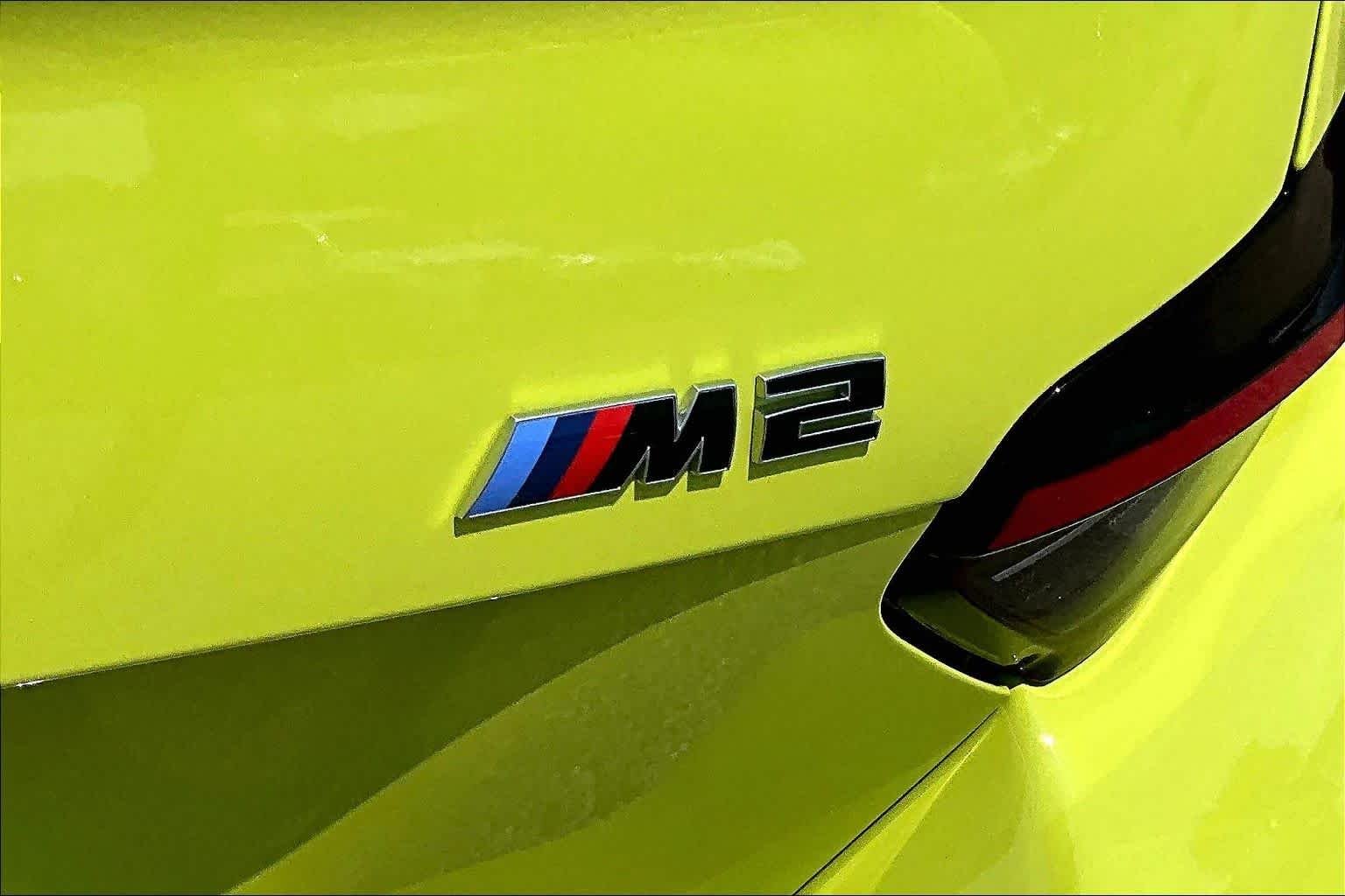 Used 2026 Sao Paulo Yellow BMW  image 22