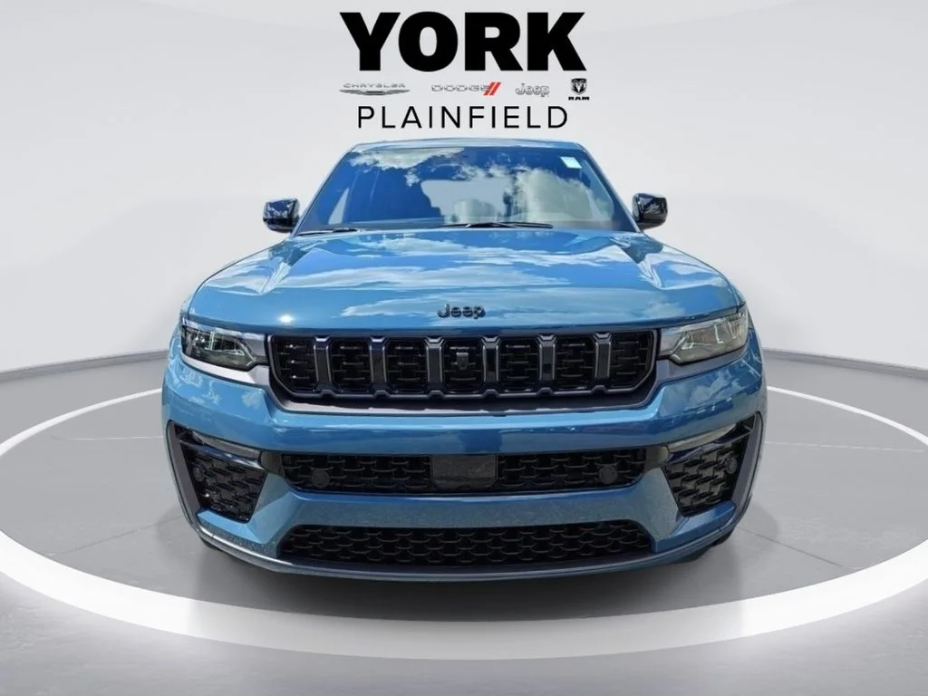 New 2026 Steel Blue Exterior Paint Jeep Limited Reserve image 9