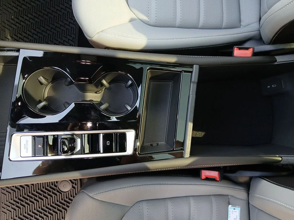 New 2026 White Volkswagen SEL R-Line Black image 26