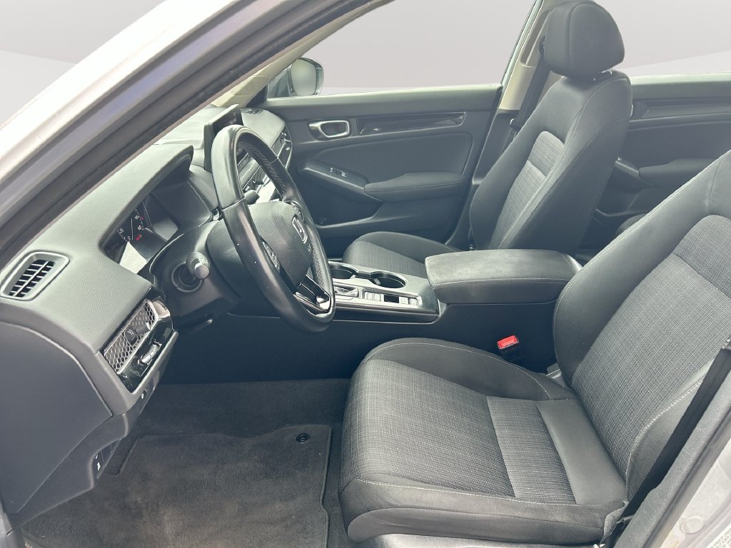 Used 2024  Honda EX image 25