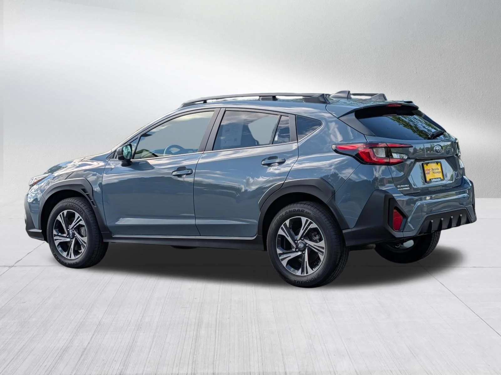 Used 2025 Offshore Blue Metallic Subaru Premium image 5