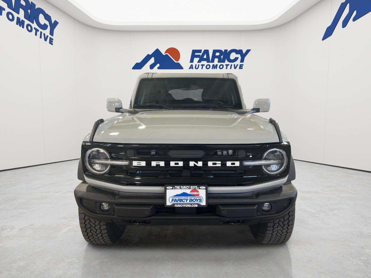 Used 2026 Avalanche Gray Ford Outer Banks image 6