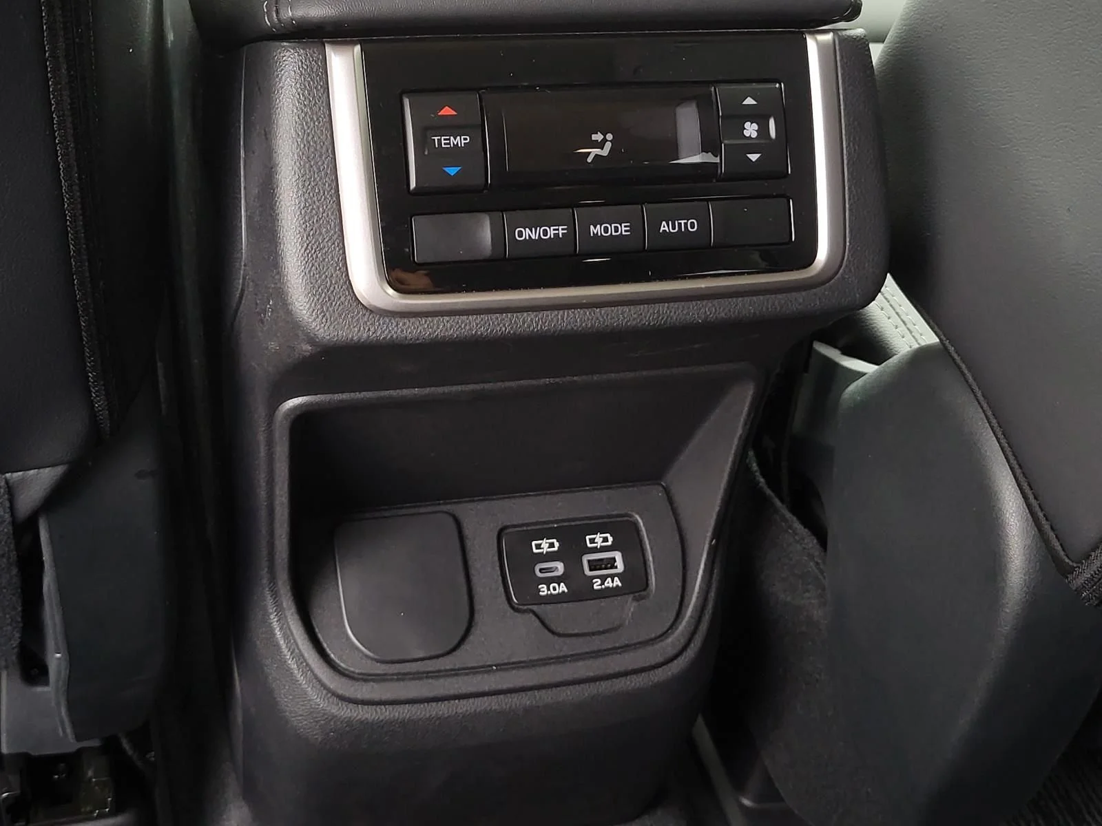 2026 Subaru Ascent Premium - Photo 16