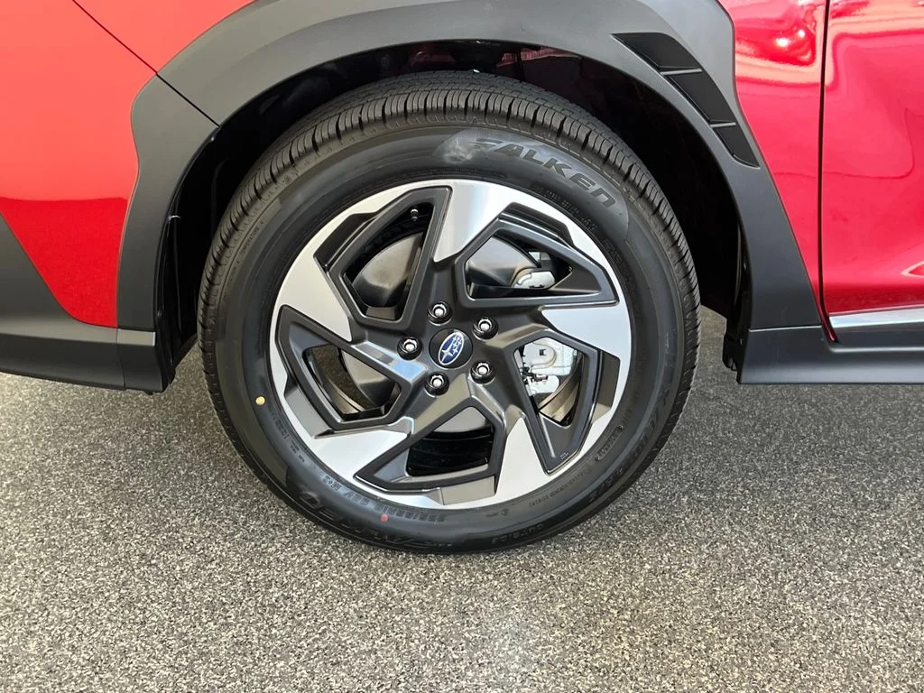 New 2026 LITHIUM RED PEARL Subaru Limited image 28