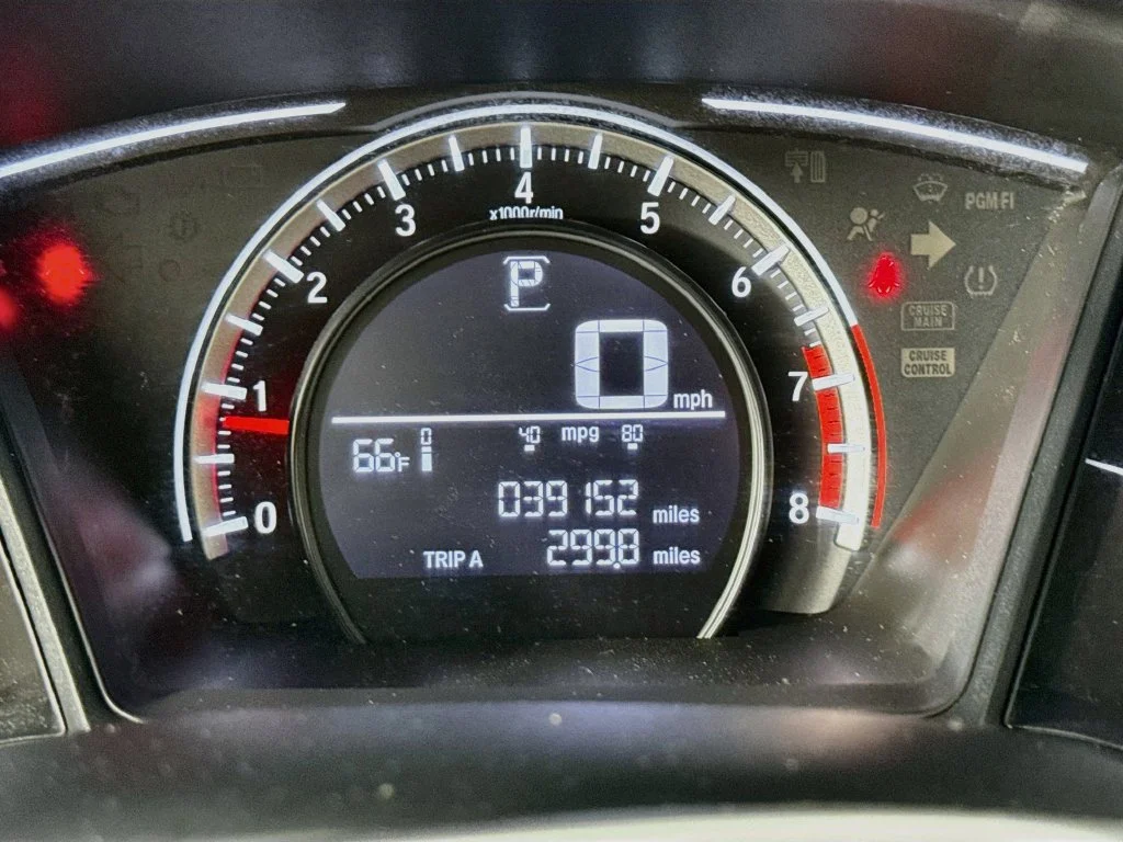 Certified Used 2018 Blue Honda LX image 17