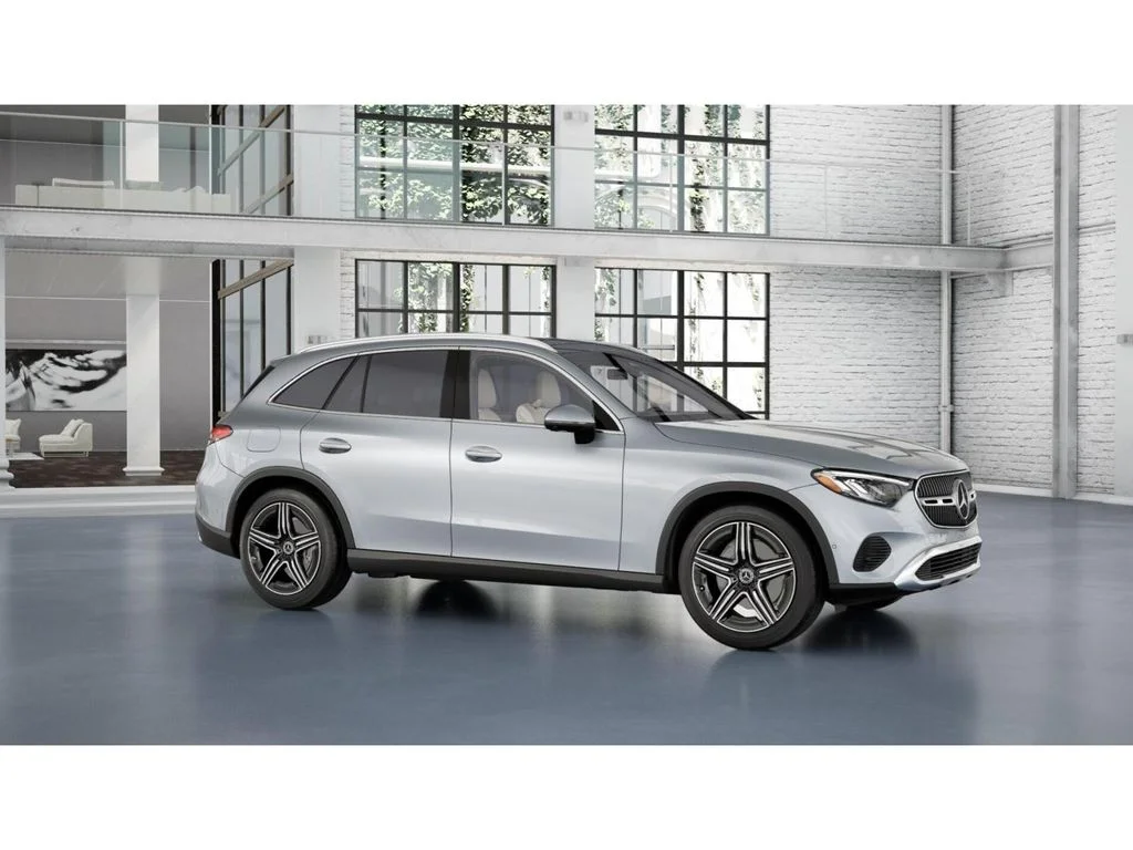 New 2027 Silver Mercedes-Benz GLC 300 image 13