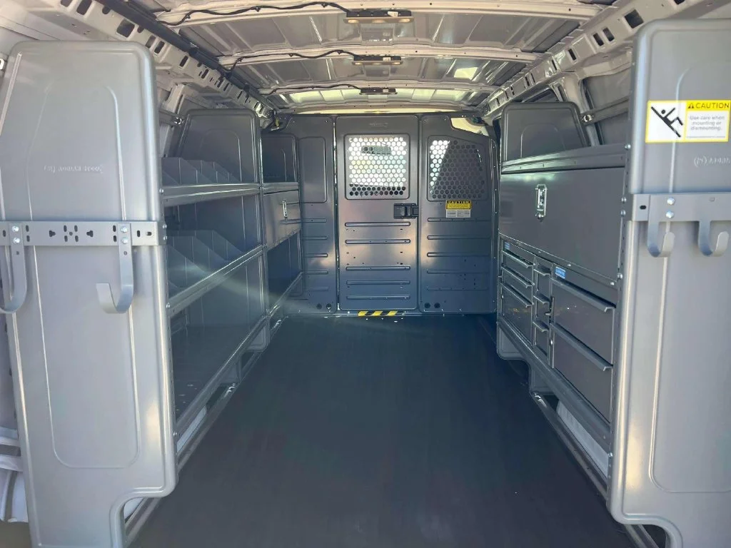 2026 Chevrolet Express Cargo Work Van - Photo 30