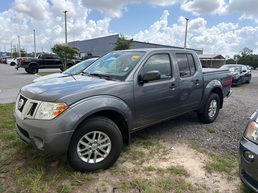Used 2021 Gray Nissan SV image 1