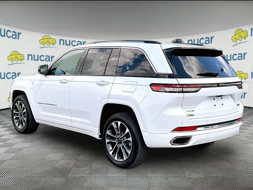 Used 2022 White Jeep Overland 4xe image 4