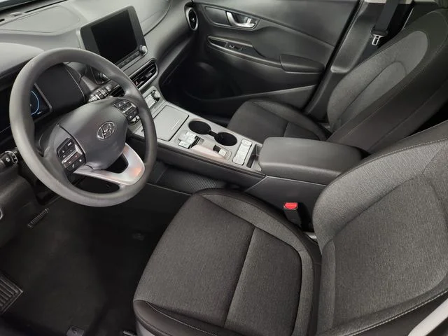 Used 2023 Silver Hyundai SEL image 14