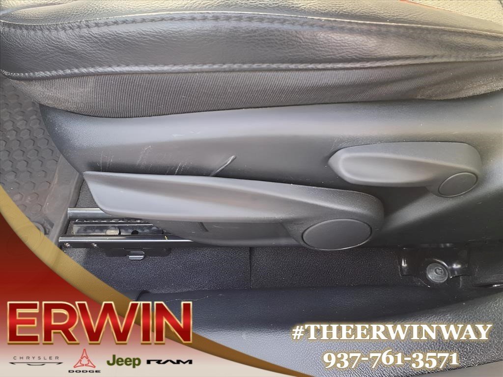 Certified Used 2022 Velvet Red Pearl Coat Jeep Trailhawk image 18