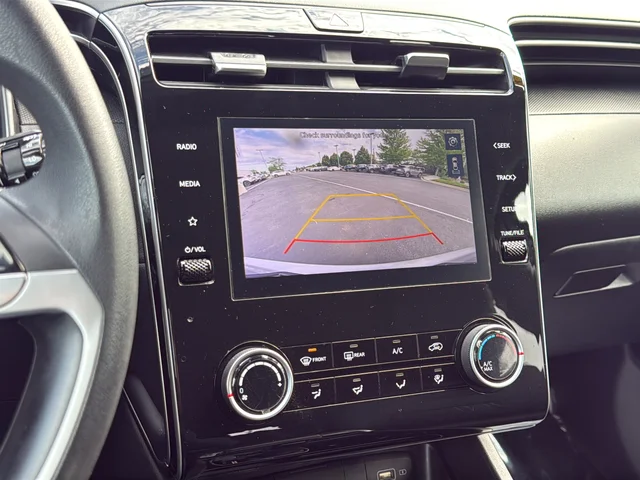 Used 2023 Silver Hyundai SEL image 15