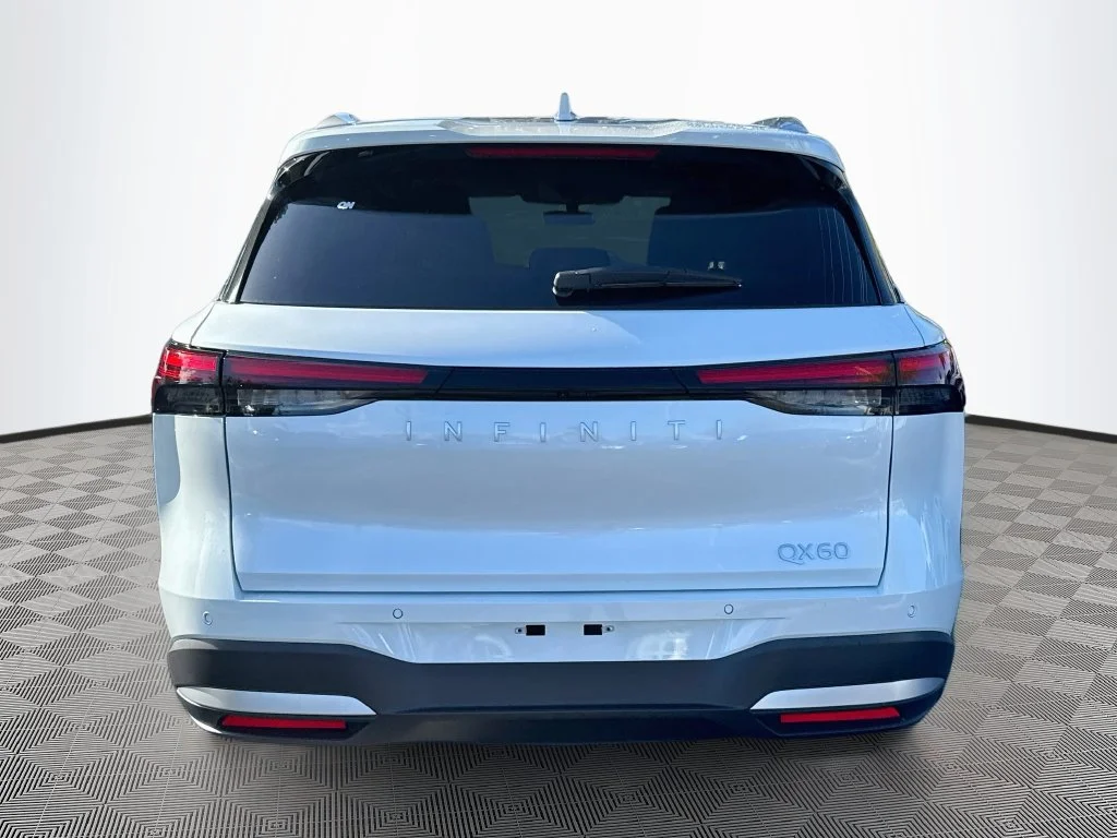 New 2027 White INFINITI LUXE image 6