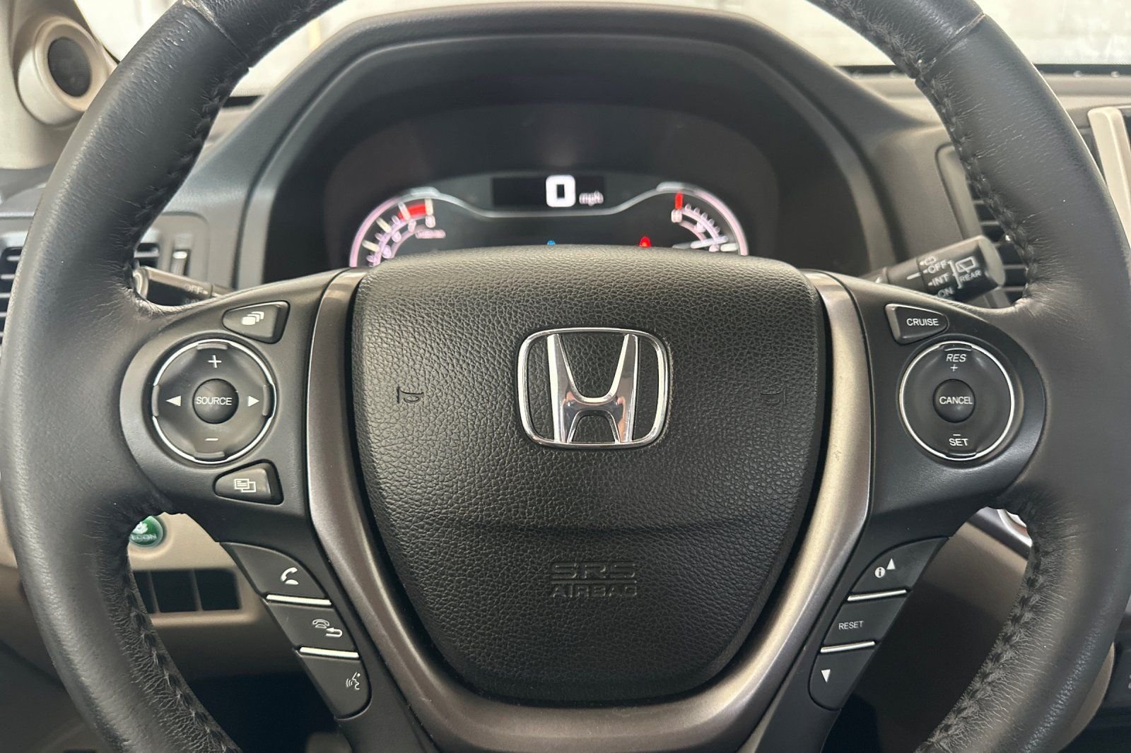 Used 2016 White Honda EX-L image 26