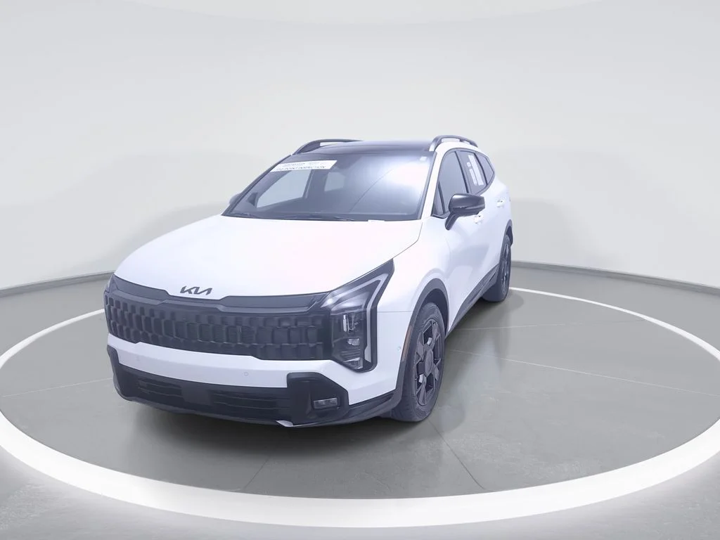 Used 2026 White Kia X-Line image 3