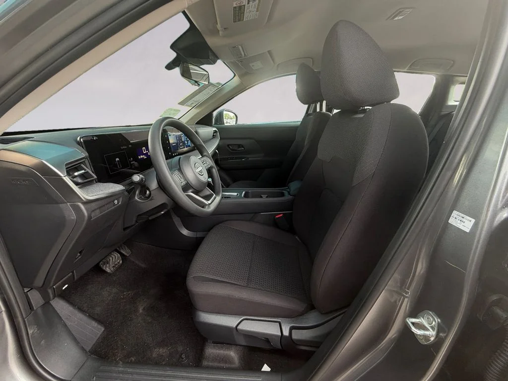 New 2026 Gray Nissan S image 10