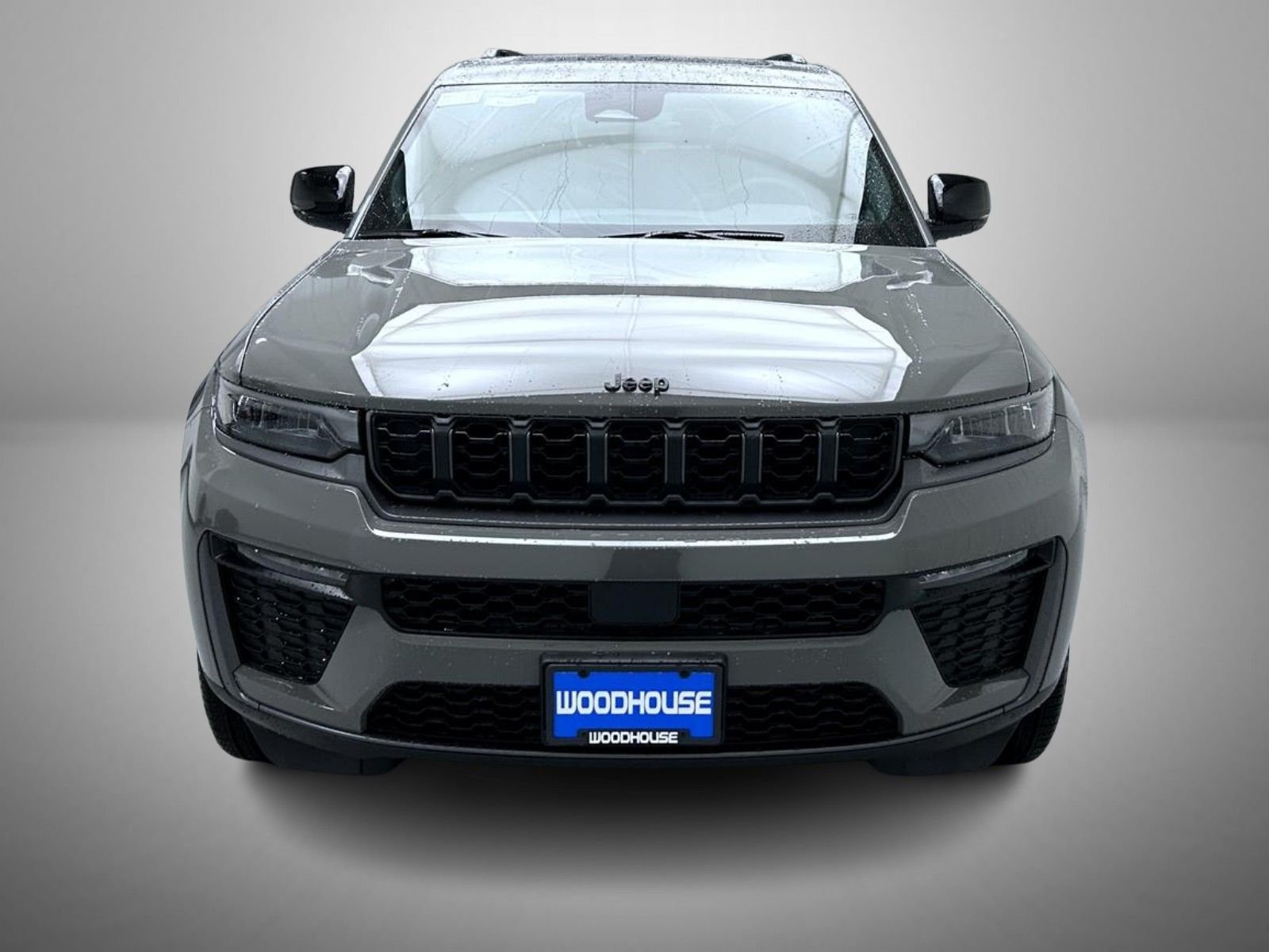 New 2027 Sting-Gray Clear-Coat Paint Jeep Limited image 2
