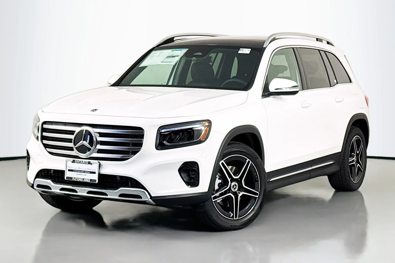 2026 Mercedes-Benz GLB GLB 250's photo