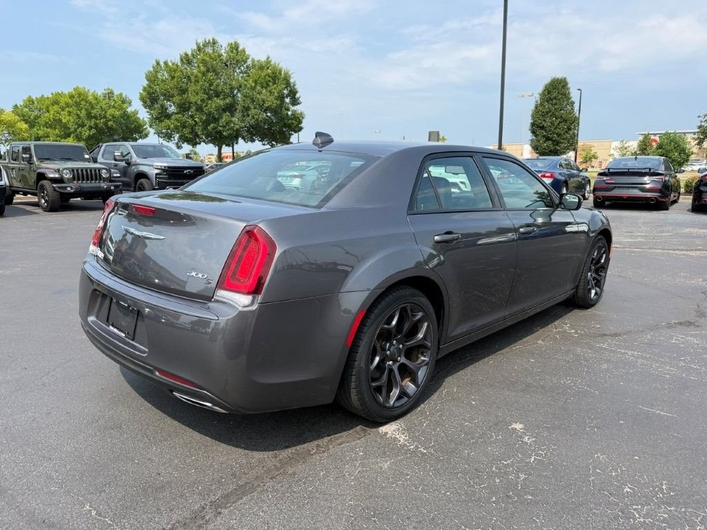 Used 2019 Gray Chrysler S image 6