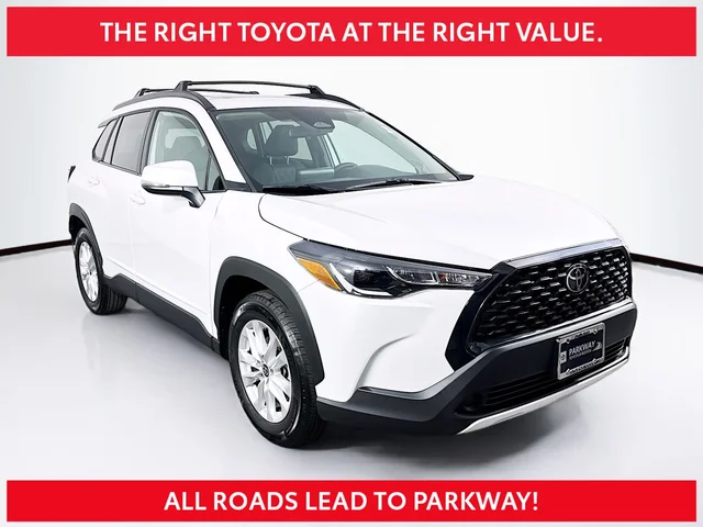 2024 Toyota Corolla Cross LE