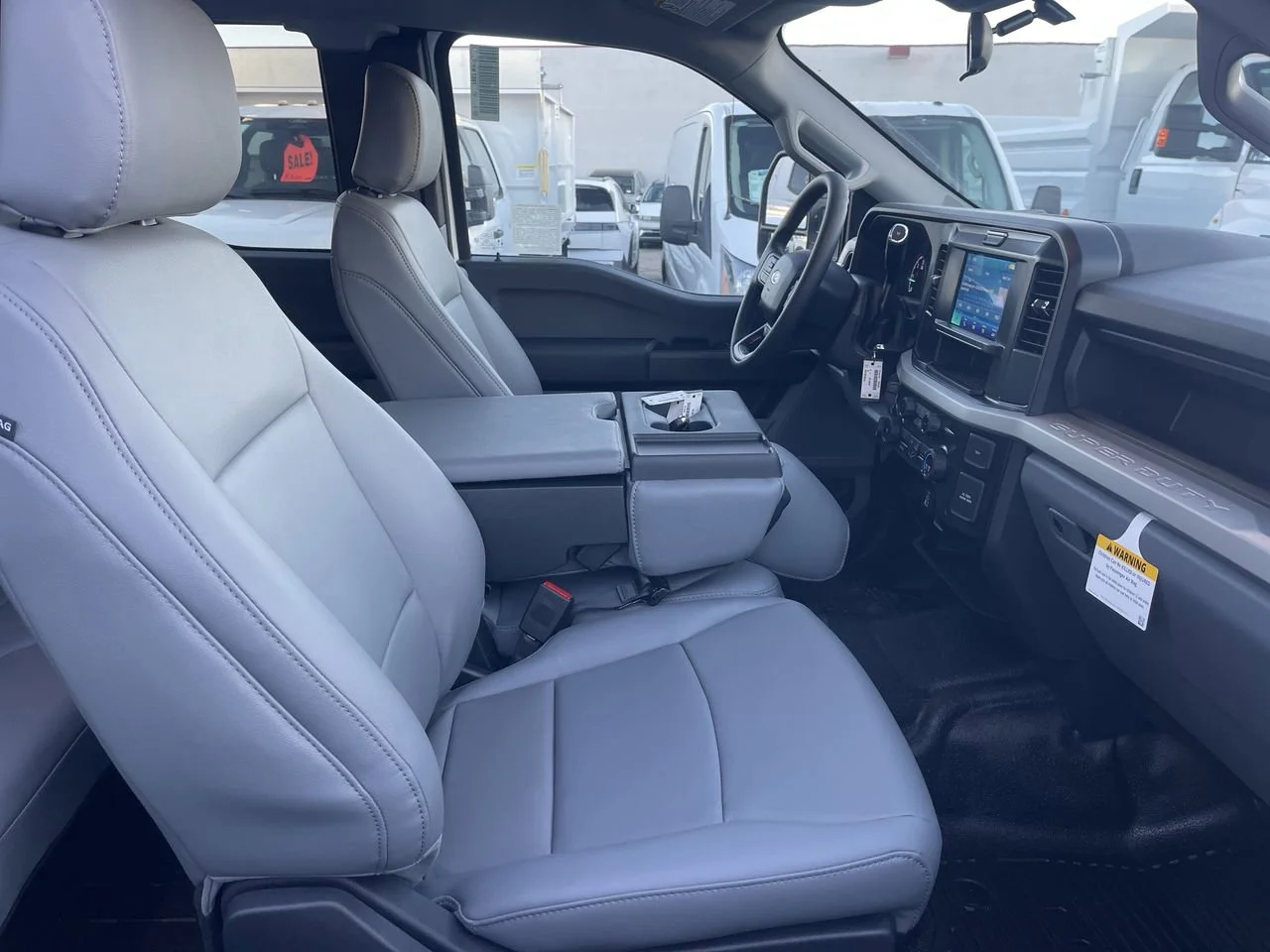 New 2026 Oxford White Ford XL image 16