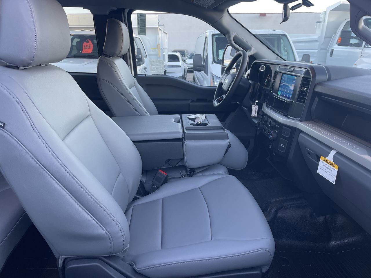 New 2026 Oxford White Ford XL image 16