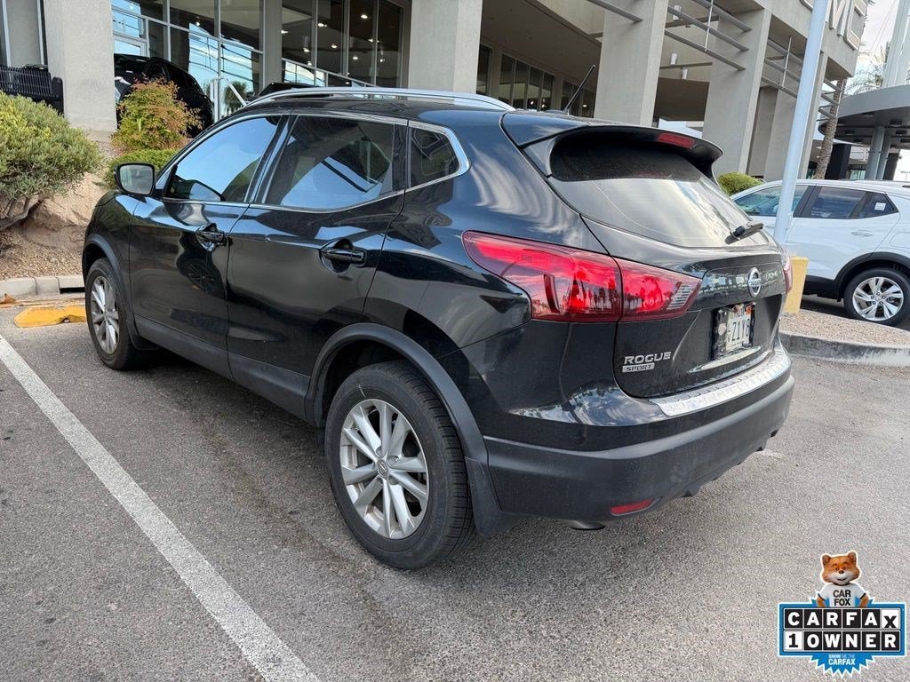Used 2018 Magnetic Black Nissan SV image 5