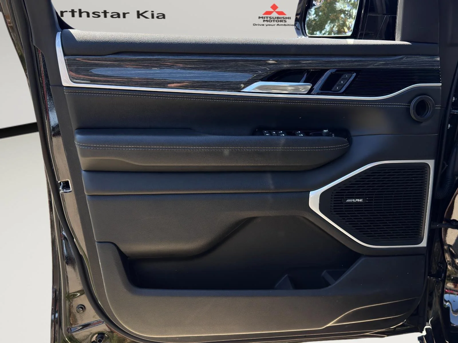 2022 Jeep Wagoneer Series II - Photo 24