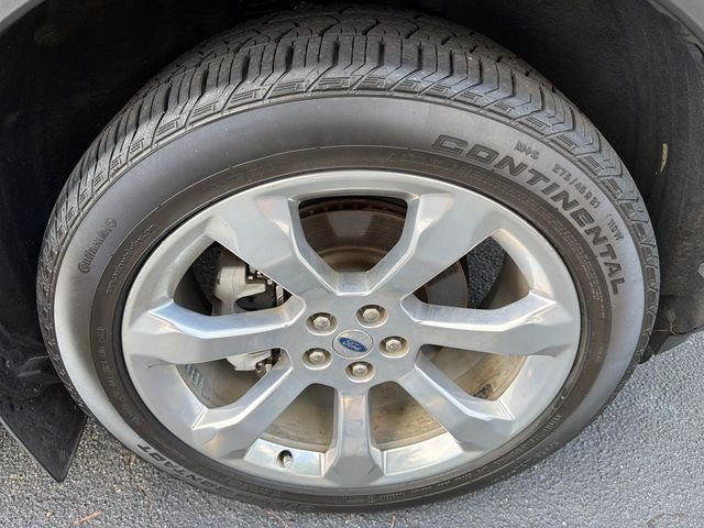 Used 2020 Black Ford Platinum image 12