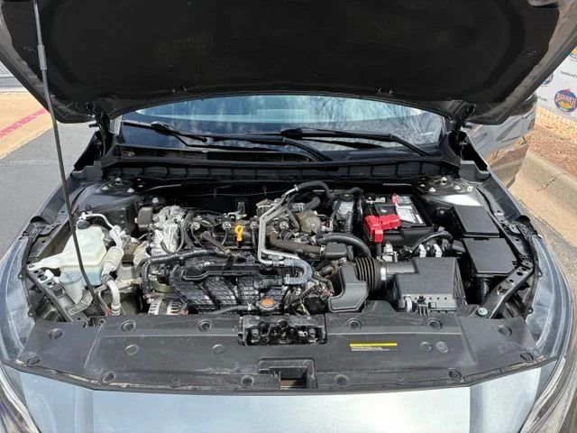 2023 Nissan Altima SR - Photo 15