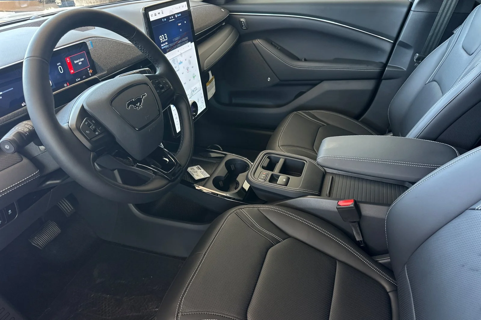 New 2026 White Ford Premium image 9