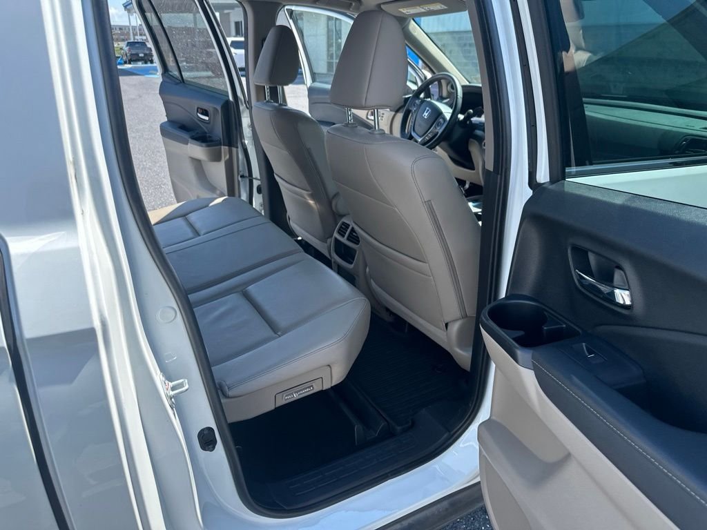 Used 2022 White Honda RTL-E image 13