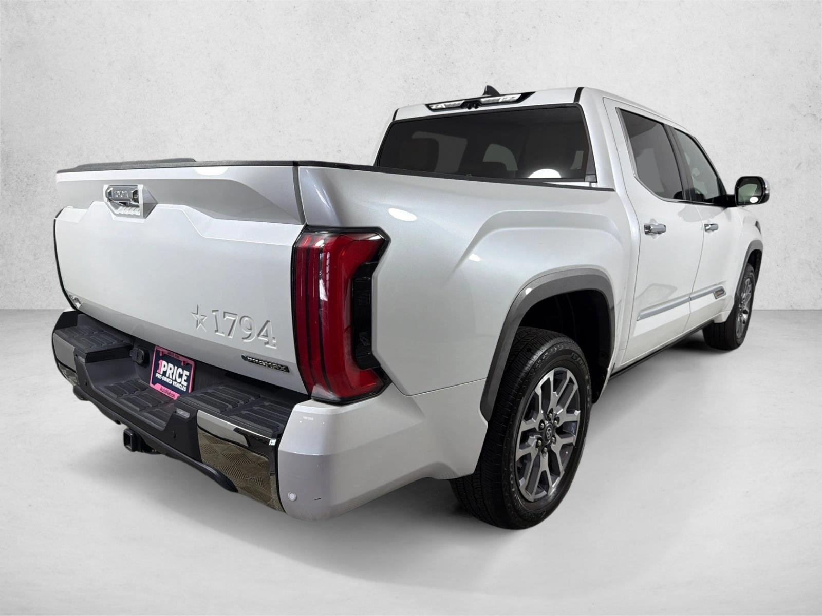 Used 2025 Wind Chill Pearl Toyota 1794 Edition Hybrid image 4