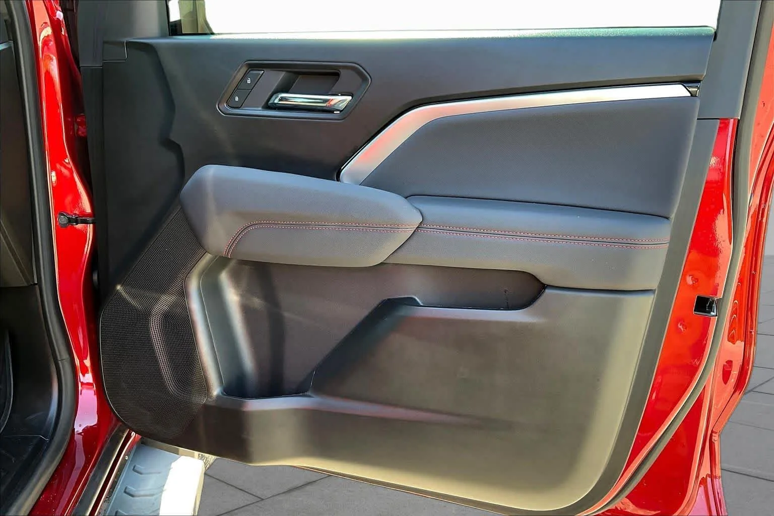 Used 2026 Radiant Red Tintcoat Chevrolet 4WD Z71 image 43