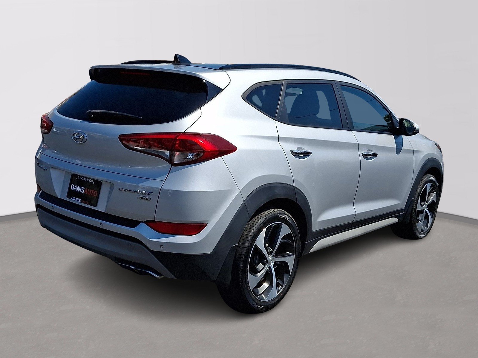 Used 2018 Molten Silver - T8T Hyundai Limited image 6