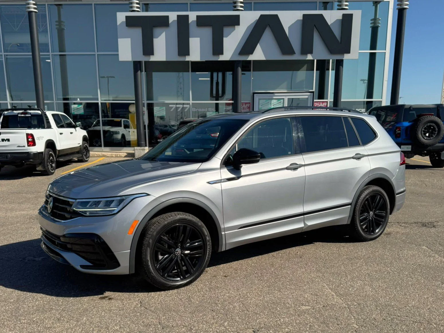 Certified Used 2022 Pyrite Silver Metallic Volkswagen Comfortline R-Line Black Edition*Adaptive Cruise | Remote Start | Htd Leather | Pano Roof | CarPlay image 2